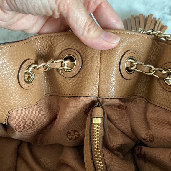 Tory Burch Slouchy Thea Chain Tote - Picture 16 of 16